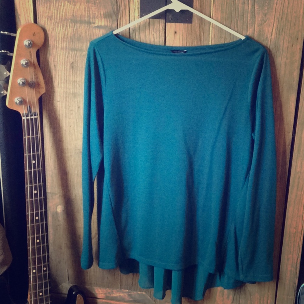 Ann Taylor Emerald Top w/ open back